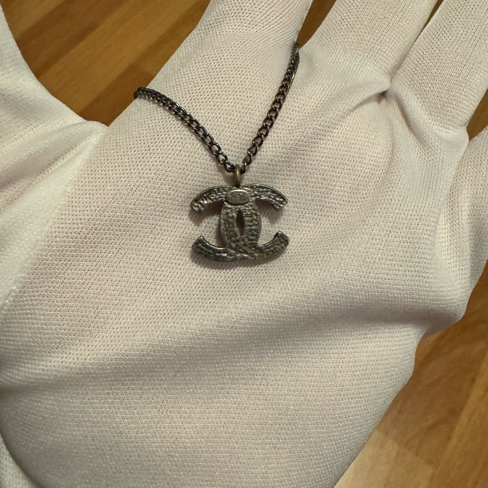 Authentic Chanel 2005 Gun Metal CC Bracelet - Picture 3 of 4